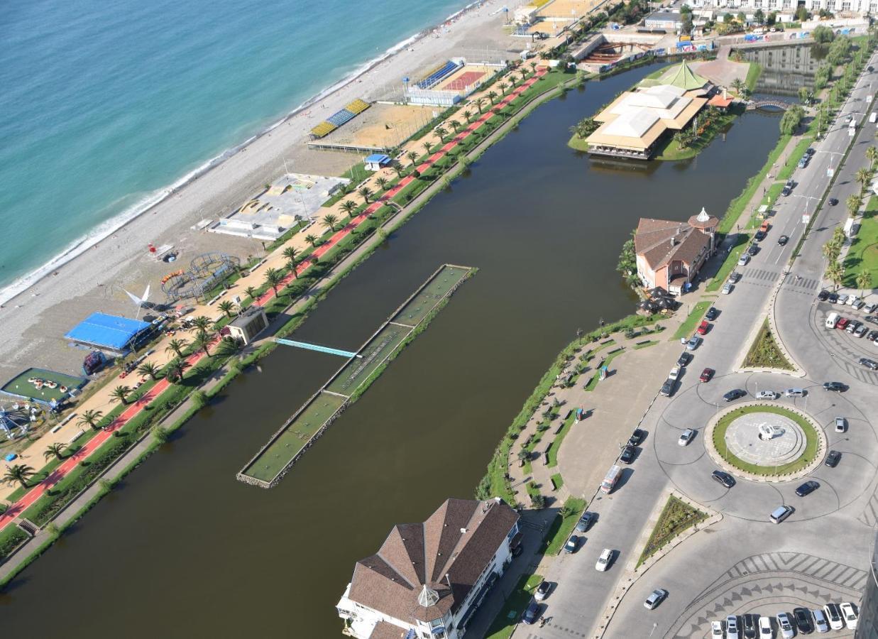 Diamond Apartment Batumi Exterior foto